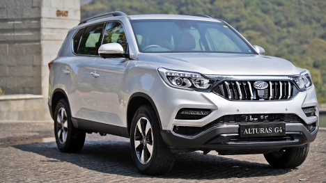 Mahindra Alturas G4